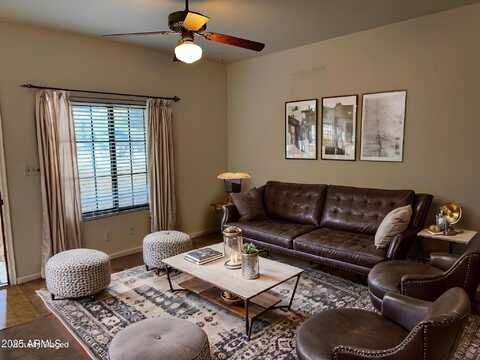 1126 W ELLIOT Road, Chandler, AZ 85224