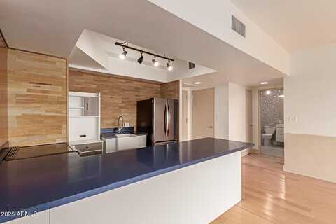 4750 N CENTRAL Avenue, Phoenix, AZ 85012