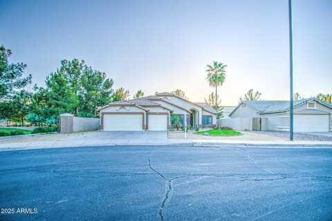836 N Sinova Avenue, Gilbert, AZ 85234
