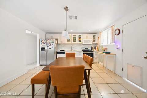 3701 E KAREN Drive, Phoenix, AZ 85032