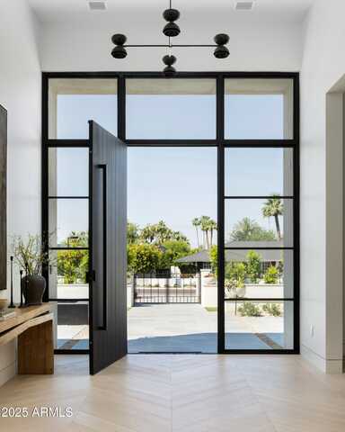 4864 E LAFAYETTE Boulevard, Phoenix, AZ 85018