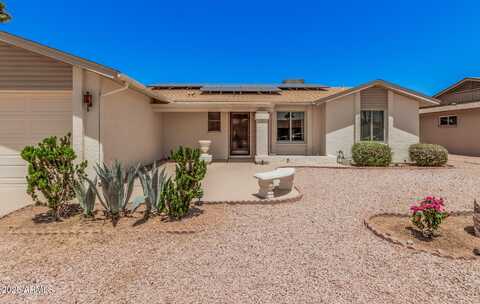 916 W LOUGHLIN Drive, Chandler, AZ 85225