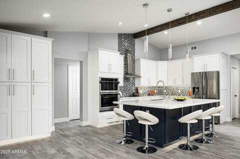 6102 E NISBET Road, Scottsdale, AZ 85254
