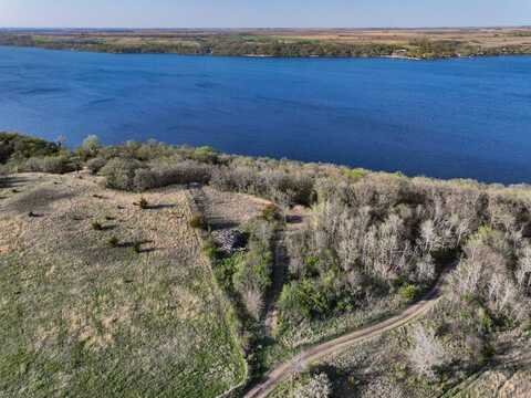 45220 Hill St., Corona, SD 57227