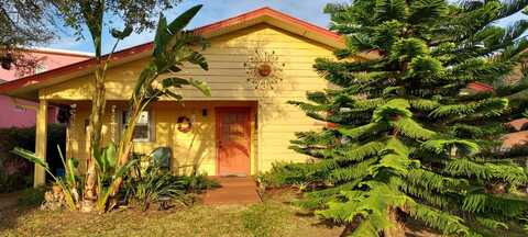 2035 S Daytona Ave, Flagler Beach, FL 32136