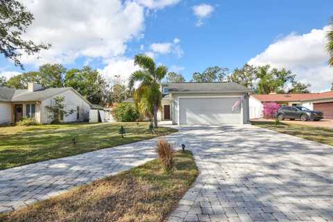8224 Country Oaks Ct, Sarasota, FL 34243