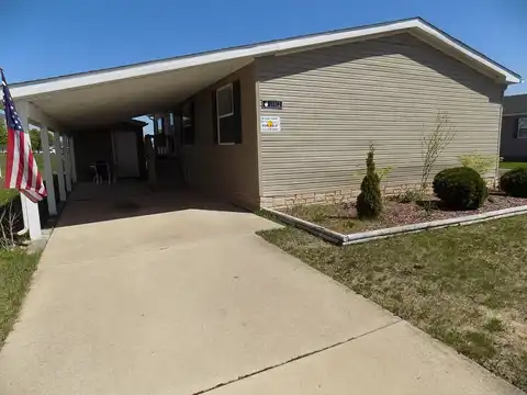 13512 Pear St, Carleton, MI 48117