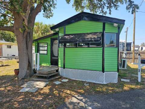 12840 Seminole blvd, Largo, FL 33778