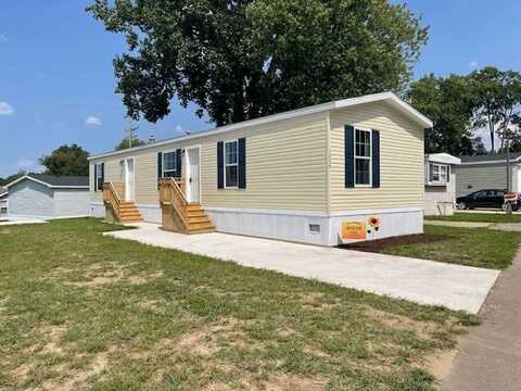 1249 E McDevitt Ave, Jackson, MI 49203