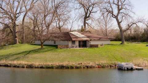 652 460th Street, Linn Grove, IA 51033