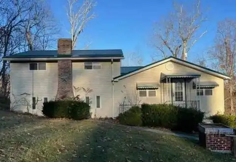 223 saunders road, bluefield, WV 24701