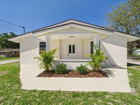 1600 W Derby Ave, Auburndale, FL 33823