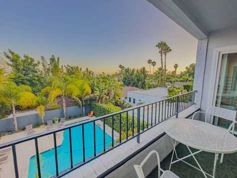 7560 Hollywood Blvd, Los Angeles, CA 90046