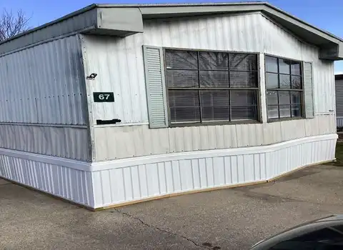 4614 E. Old Trail Rd. Lot 67, Columbia City, IN 46725