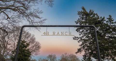1887 Carsley Rd, Jackson, MS 39209