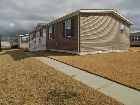 11191 Hickory Grove Ct, South Lyon, MI 48178