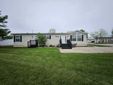 994 River Line Dr., Howell, MI 48843