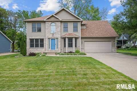 3217 ARLINGTON Circle, Davenport, IA 52803