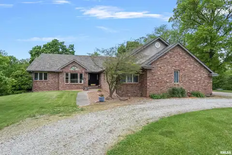 17269 Woodland Lakes Drive, Petersburg, IL 62675