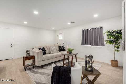 5238 S 13TH Place, Phoenix, AZ 85044