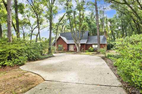 2821 Mandeville Ln, Pensacola, FL 32526