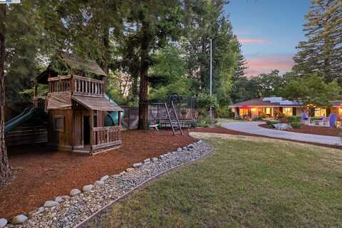 688 Danville Blvd, Danville, CA 94526