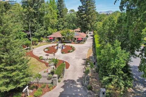 688 Danville Blvd, Danville, CA 94526
