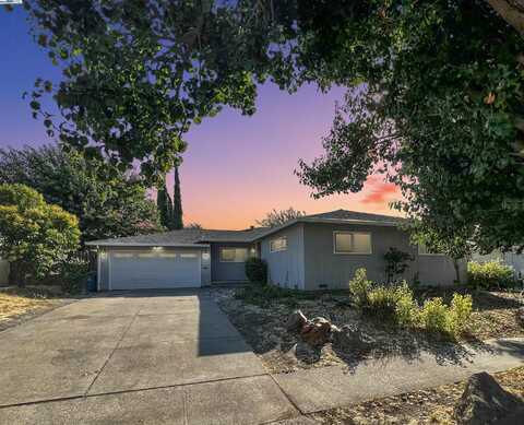 3524 Longview Rd, Antioch, CA 94509