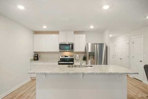 6068 Secretariat Way, Pensacola, FL 32526