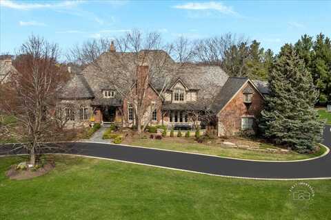 36W442 Hunters Gate Road, Saint Charles, IL 60175