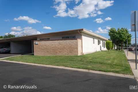 3901 Noel Place, Bakersfield, CA 93306