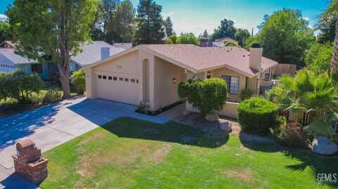3705 Wilcox Way, Bakersfield, CA 93309