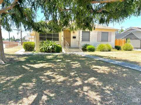 615 Cypress Street, Bakersfield, CA 93304