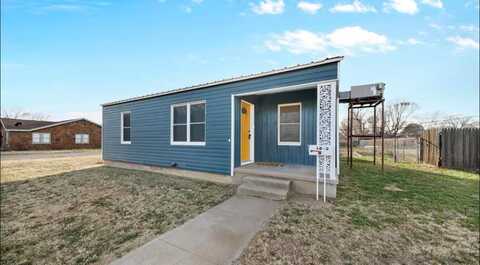 1805 Vine St, Colorado City, TX 79512