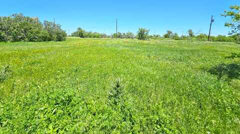 528 W Elm Ave, Pampa, TX 79065