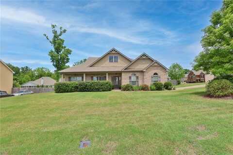 94 Landings Way, Smiths Station, AL 36877