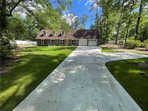 756 Downing Place, Smiths Station, AL 36877