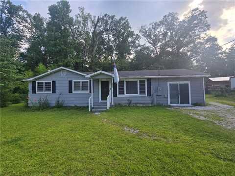 200 Cynthia Drive, Smiths Station, AL 36877