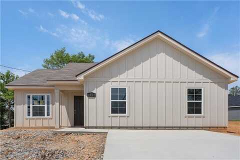 52 Lee Road 2033, Phenix City, AL 36870