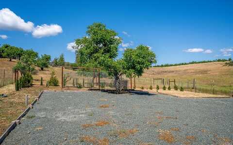 2192 Riggs Road, Lakeport, CA 95453