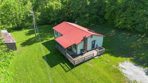 400 Woodhills Lane, Mitchell, IN 47446