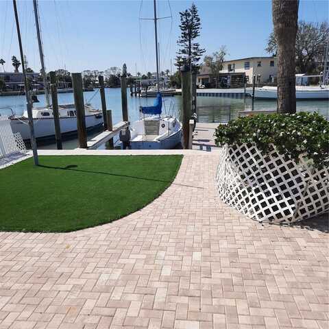 319 BOCA CIEGA DR, MADEIRA BEACH, FL 33708