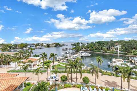 1325 SNELL ISLE BOULEVARD NE, Saint Petersburg, FL 33704