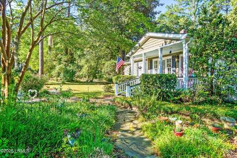 128 Elliott Street, Beaufort, SC 29902