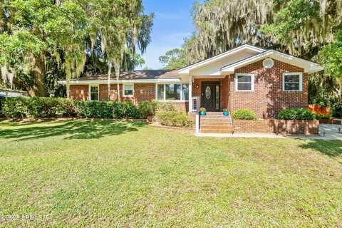 702 Center Drive W, Beaufort, SC 29902