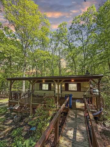143 Kahkout Mountain Circle Mountain, East Stroudsburg, PA 18302