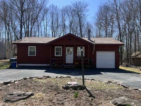 5391 Vine Terrace, Tobyhanna, PA 18466