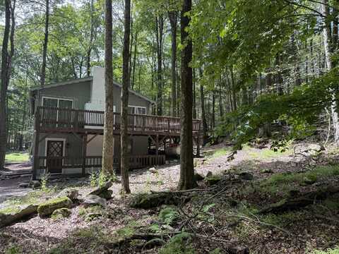 1827 Stag Run, Pocono Lake, PA 18347