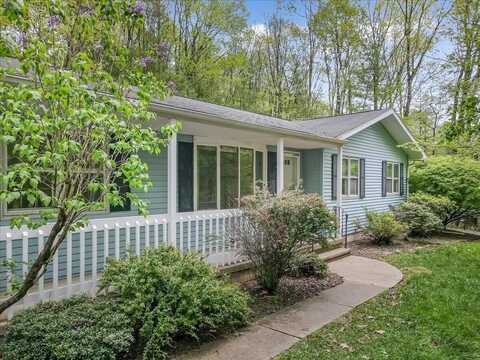 2516 Spring Lane, Saylorsburg, PA 18353