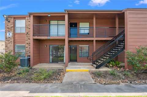 904 University Oaks Boulevard, College Station, TX 77840